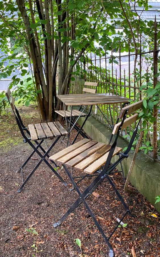 Apartment Ferienwohnung Blumenstadt Erfurt Luaran gambar