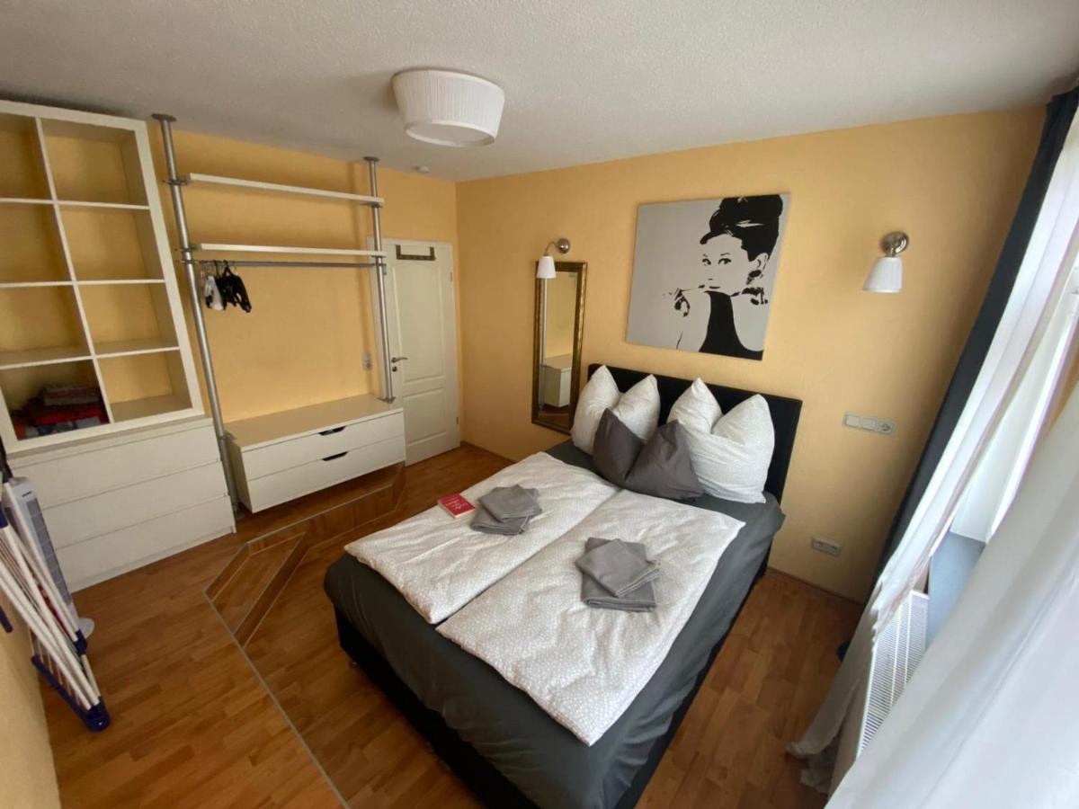 Apartment Ferienwohnung Blumenstadt Erfurt Luaran gambar